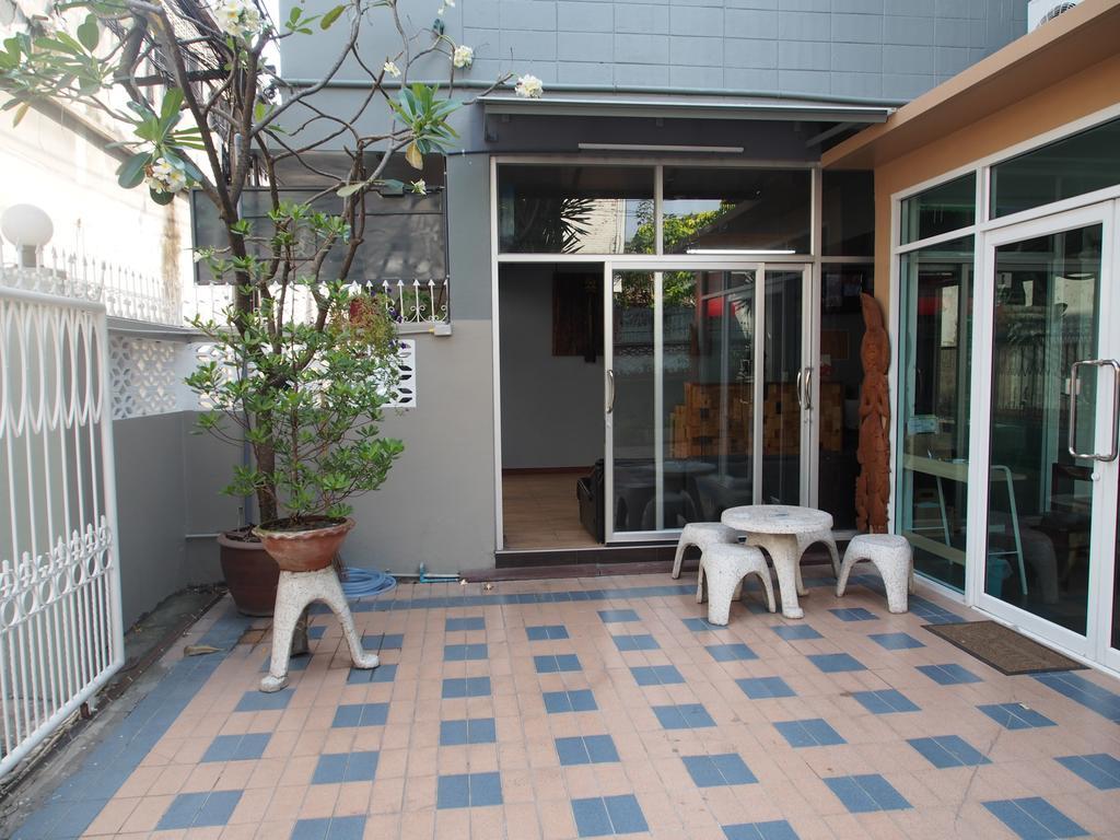 Sriyanar Place Μπανγκόκ Εξωτερικό φωτογραφία